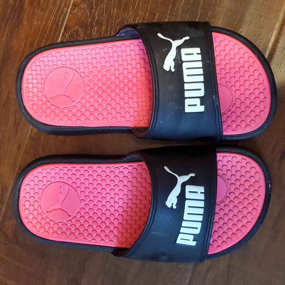 Puma Girls Slides